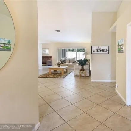 Image 3 - 9879 Northwest 54th Place, Westview Village, Coral Springs, FL 33076, USA - House for sale