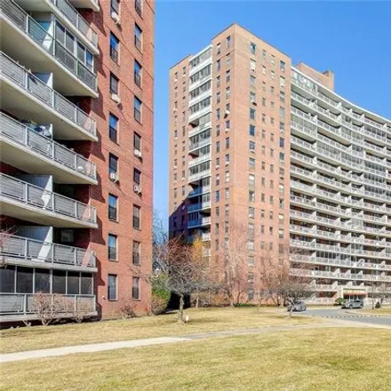 Image 1 - 61-25 98th Street, New York, NY 11374, USA - Apartment for sale