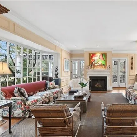 Image 5 - 4 Sherbrooke Road, Murray Hill, Village of Scarsdale, NY 10583, USA - House for sale
