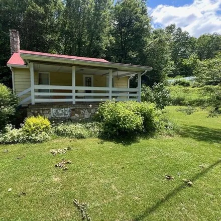 Buy this 4 bed house on 416 Dry Fork Rd in Rocky Gap, Virginia