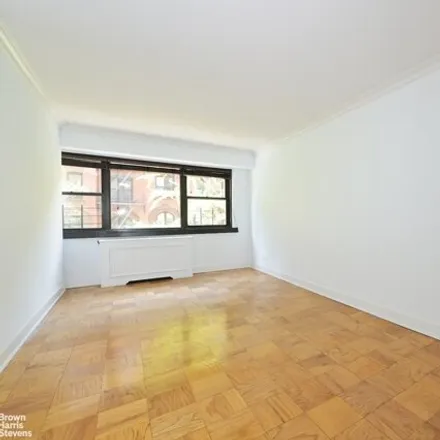 Image 9 - 235 East 87th Street, New York, NY 10128, USA - Apartment for sale