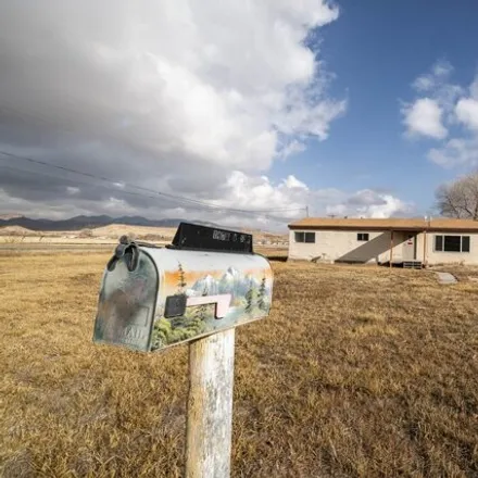 Buy this 3 bed house on 556 East 1500 North in Uintah County, UT 84078