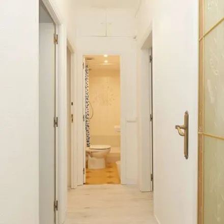 Rent this 5 bed apartment on GRATSA in Carrer de Mallorca, 555-559
