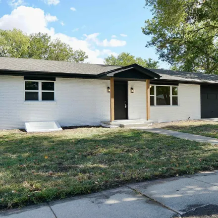 Buy this 3 bed house on Eagle Family Dentistry in 4114 4th Street, Eagle