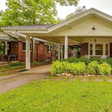 Buy this 3 bed house on 2108 Ashland Avenue in Fort Worth, TX 76107