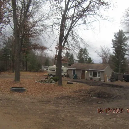Image 3 - 1902 West 3rd Street, Skidway Lake, Mills Township, MI 48756, USA - House for sale