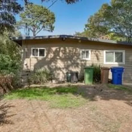 Image 2 - 618 Grace Street, Monterey, CA 93940, USA - House for sale