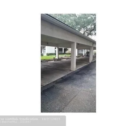 Image 5 - 5399 Stirling Road, Hollywood Seminole Reservation, Davie, FL 33314, USA - Condo for sale