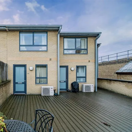Rent this 3 bed apartment on 34 Paradise Street in Cambridge, CB1 1DR