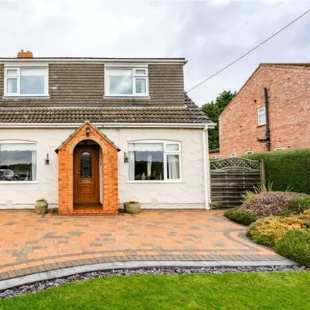Buy this 4 bed house on North Field Farm in Louth Road, Holton le Clay