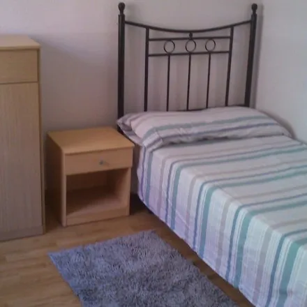 Rent this 2 bed room on Madrid in Calle de Alcázar de San Juan, 28011 Madrid