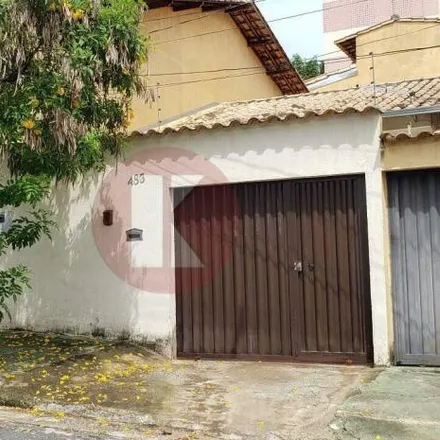 Rent this 2 bed house on Rua Gomes Freire in Santa Amélia, Belo Horizonte - MG