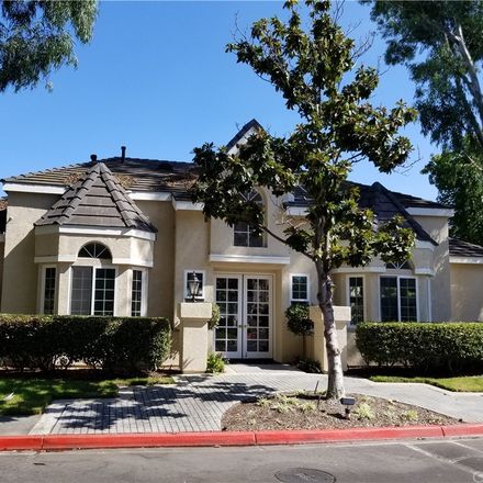 Rent this 3 bed townhouse on 2300 Maple Avenue in Torrance, CA 90505