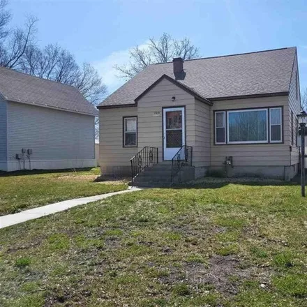 Buy this 3 bed house on 261 West Allyn Street in Janesville, Waseca County