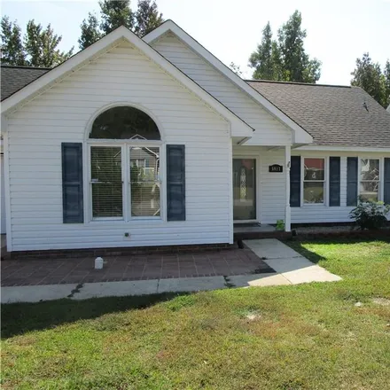 Buy this 3 bed house on 5905 Bloomsbury Drive in Hope Mills, NC 28306