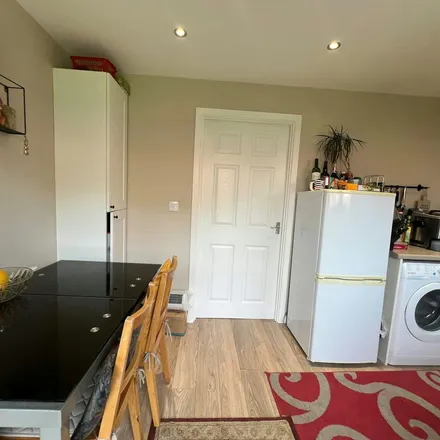 Image 5 - 6 Drakely Close, Coventry, CV6 7NP, United Kingdom - Duplex for rent