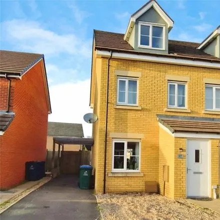 Buy this 3 bed duplex on David Wood Drive in Coventry, CV2 2PH