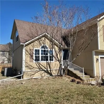Buy this 4 bed house on 1467 Kimberly Drive in Warrensburg, MO 64093