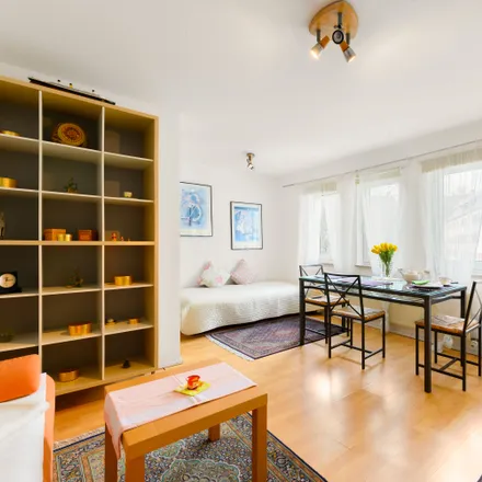 Rent this 2 bed apartment on Höscheleweg 3 in 70188 Stuttgart, Germany