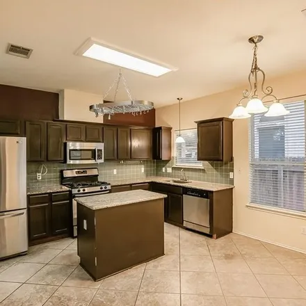 Image 3 - 10528 South Canoa Hills Trail, Austin, TX 78717, USA - Apartment for rent