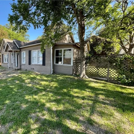 Image 3 - 504 East 32nd Street, Bryan, TX 77803, USA - House for sale