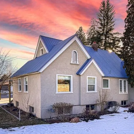 Buy this 5 bed house on 959 East Sunnyside Road in Idaho Falls, ID 83404