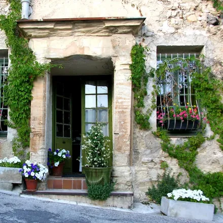 Image 7 - 84570 Malemort-du-Comtat, France - House for rent