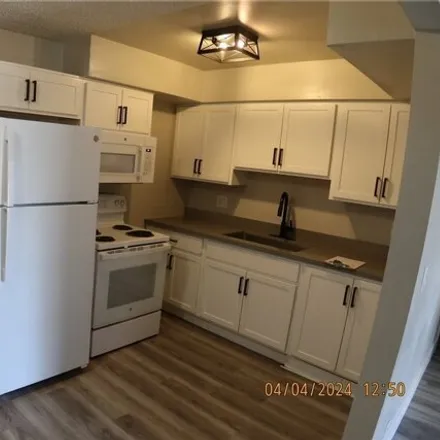 Image 4 - unnamed road, Paradise, NV 89169, USA - Condo for rent