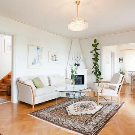 Image 3 - Gustav II Adolf, Gustav Adolfs Torg, 103 21 Stockholm, Sweden - Apartment for rent