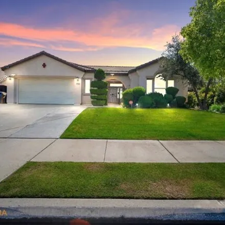 Buy this 3 bed house on 6702 Chinook Falls Drive in Bakersfield, CA 93312