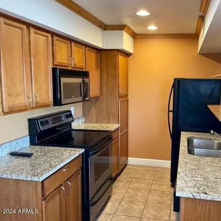 Image 4 - 2629 East Fairmount Avenue, Phoenix, AZ 85016, USA - Apartment for sale