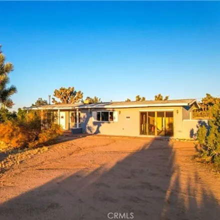 Image 3 - 7989 Deer Trail, Yucca Valley, CA 92284, USA - House for sale