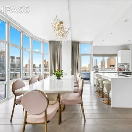 Image 3 - The Element, 555 West 59th Street, New York, NY 10019, USA - Condo for sale