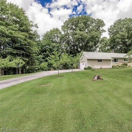 Image 1 - 47 Hemlock Lane, Moreland Hills, Cuyahoga County, OH 44022, USA - House for sale