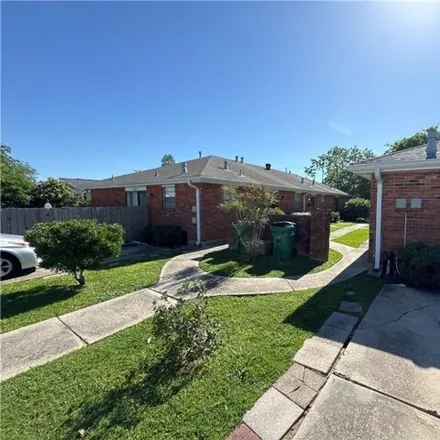 Rent this 1 bed house on 2804 Longwood Drive in Westgate, Metairie