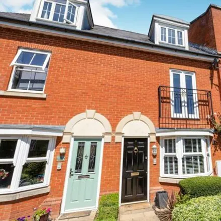 Buy this 3 bed townhouse on Kerry Hill Way in Maidstone, ME14 2GZ