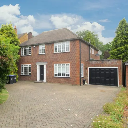 Rent this 4 bed house on Kingwell Road in London, EN4 0HY