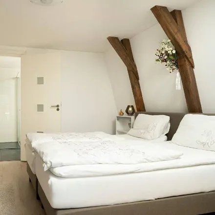 Rent this 2 bed house on 1611 Bovenkarspel