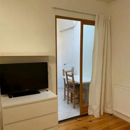 Rent this 1 bed apartment on Johannes de Bekastraat 10 in 3514 VM Utrecht, Netherlands