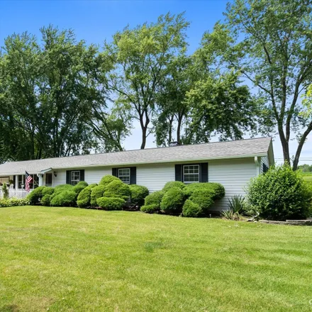 Image 2 - Crescent Drive, Lundstrom Manor, Dundee Township, IL 60118, USA - House for sale