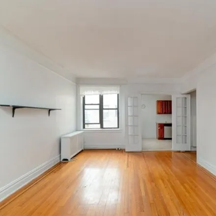 Buy this 1 bed condo on 175 Kensington Avenue in Jersey City, NJ 07304