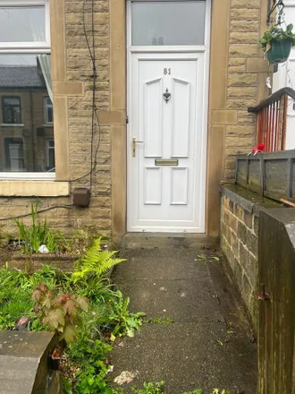 Rent this 2 bed townhouse on Lightcliffe Road in Milnsbridge, HD4 5BD