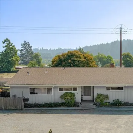 Image 9 - 166 Thistle Lane, Humboldt County, CA 95503, USA - House for sale
