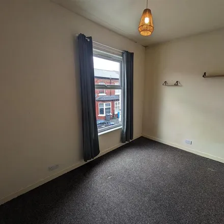 Image 7 - Parkfield Avenue, Manchester, M14 4FZ, United Kingdom - House for rent