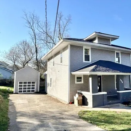 Buy this 4 bed house on 222 Clements Avenue in Somerset, KY 42501