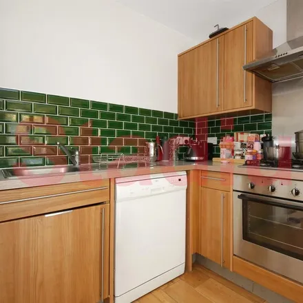 Image 2 - Carronade Court, Eden Grove, London, N7 8EP, United Kingdom - Apartment for rent