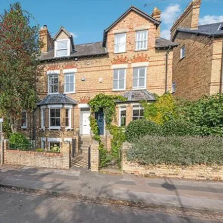 Buy this 5 bed townhouse on 45 Leckford Road in Central North Oxford, Oxford