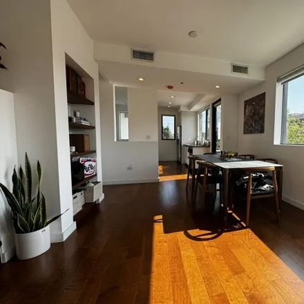 Image 4 - 162 South Hayworth Avenue, Los Angeles, CA 90048, USA - Townhouse for rent