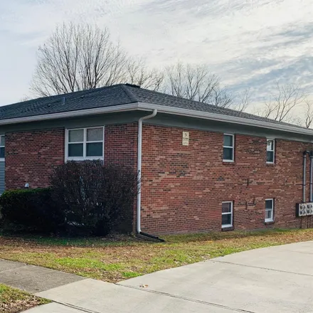 Rent this 2 bed apartment on 380 Redding Road in Lexington, KY 40517