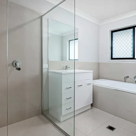 Image 2 - Lee Street, Pimpama QLD 4209, Australia - Apartment for rent